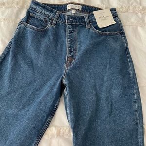 Abercrombie Curve Love Mom High Rise Jeans